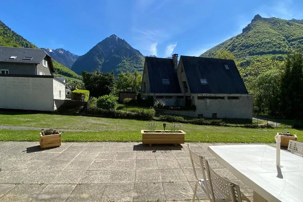 T2 Ensoleille. Terrasse Et Vaste Jardin Commun Apartment Cauterets