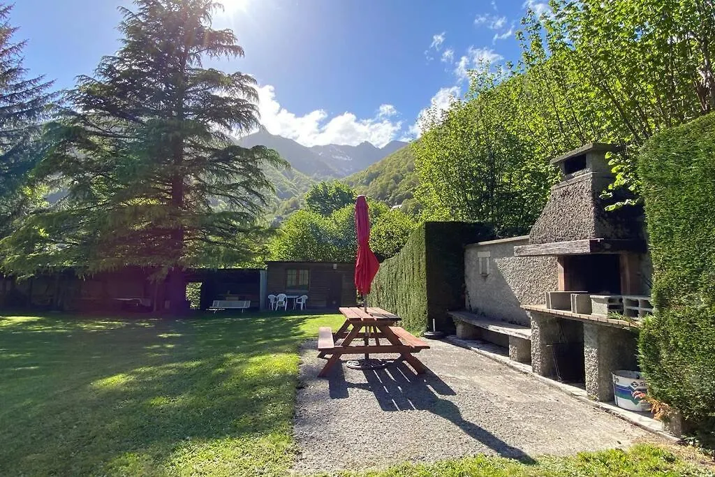 T2 Ensoleille. Terrasse Et Vaste Jardin Commun Apartment Cauterets France