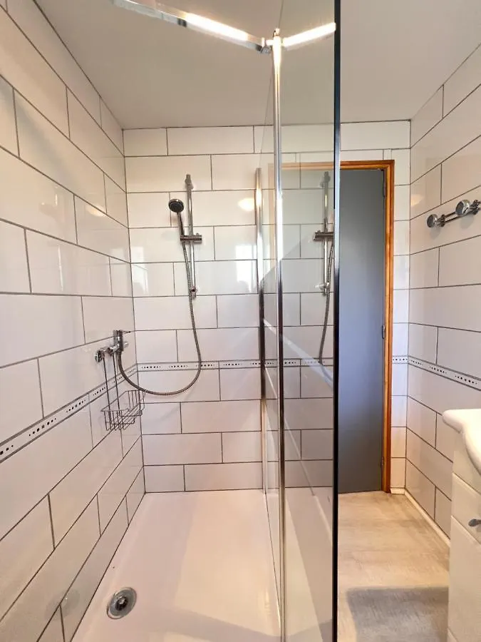 T2 Ensoleille. Terrasse Et Vaste Jardin Commun Apartment Cauterets